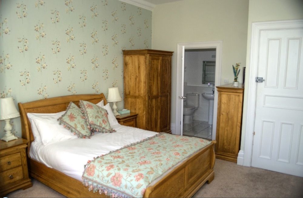 The Thomas Paine Hotel Thetford Esterno foto