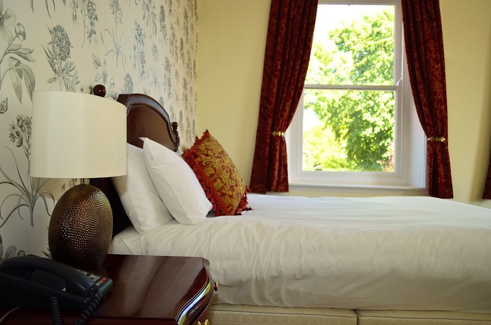 The Thomas Paine Hotel Thetford Esterno foto