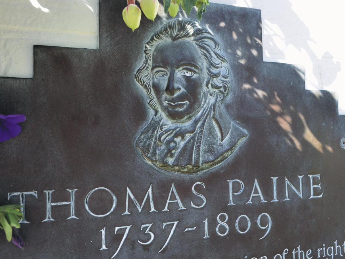 The Thomas Paine Hotel Thetford Esterno foto